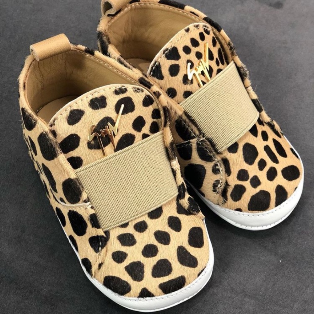 ⭐️giuseppe zanotti BNIB animal print baby sneakers - Picture 3 of 12